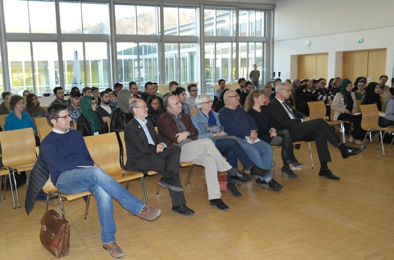 Rund 60 Gäste waren beim Auftakt der "Woche gegen Rassismus" an der Hochschule Landshut zu Gast (Foto: MHV Selam)