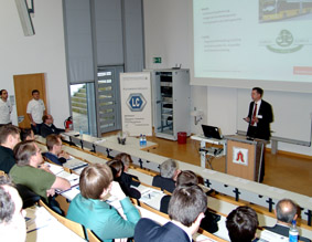 Im Bereich der Nutzfahrzeugtechnik gebe es in Sachen Leichtbau großen Nachholbedarf, wie Jürgen Nowak (Semcon Stuttgart GmbH) erklärte.
