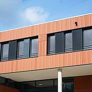 The new lecture hall and administrative building was inaugurated on Wednesday.