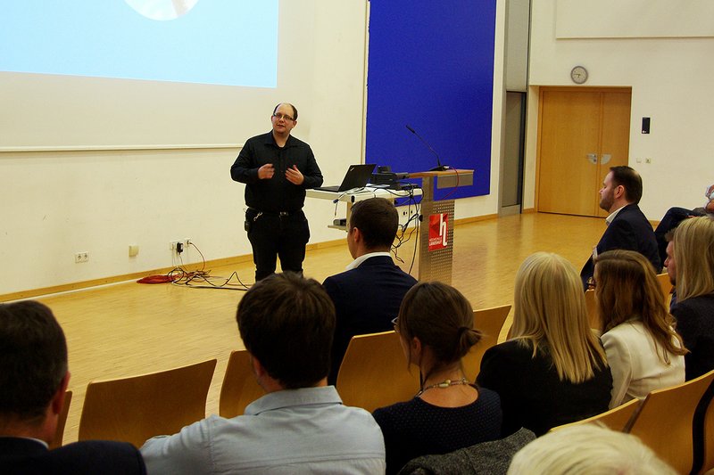 Markus Schmidtner (IPIM-Institut) stellte das Projekt HyValue vor.