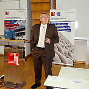 Das hohe Leichtbaupotenzial von Magnesium will Prof. Dr.-Ing. Karl Ulrich Kainer (Helmholtz Zentrum Geesthacht) besser nutzen.