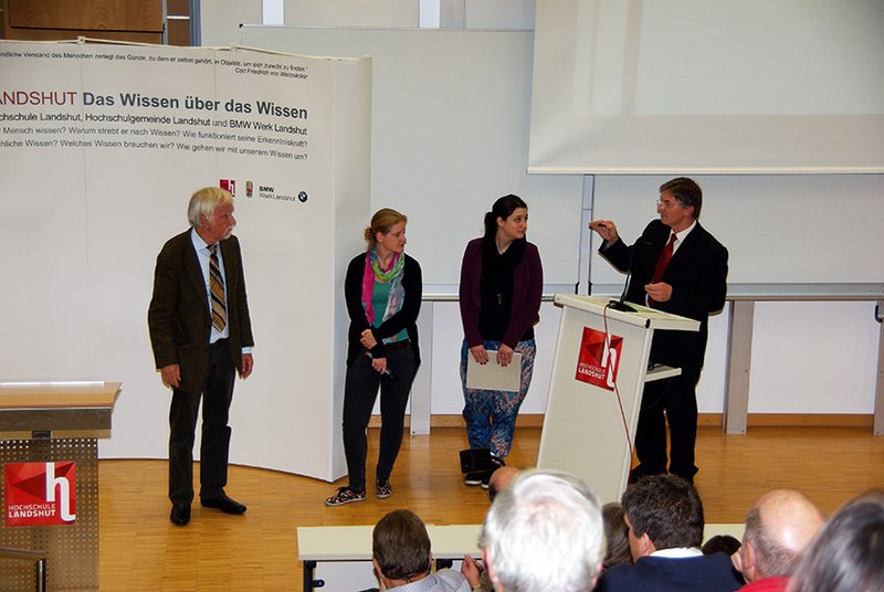 Im Anschluss an den Vortrag fand eine von Dr. Alfons Hämmel moderierte lebhafte Diskussion statt.