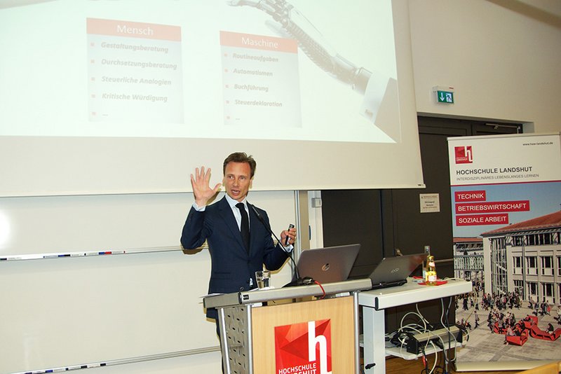 Stefan Groß stellt den Begriff "Tax Engineer" vor.
