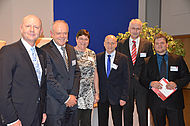 v.l. Johann Ranft, Leiter Marketing und Kommunikation msg systems ag; Hans Zehetmaier, Vorstandsvorsitzender msg systems ag; stv. Landrätin Christel Engelhard, Oberbürgermeister Hans Rampf, Hochschulpräsident Prof. Dr. Karl Stoffel und der Leiter des I