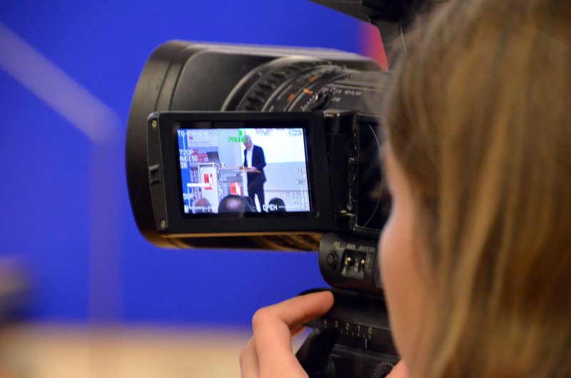 Jürgen Kunz explained how digitalisation will change businesses during his visit to Landshut University of Applied Sciences.