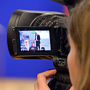 Jürgen Kunz explained how digitalisation will change businesses during his visit to Landshut University of Applied Sciences.