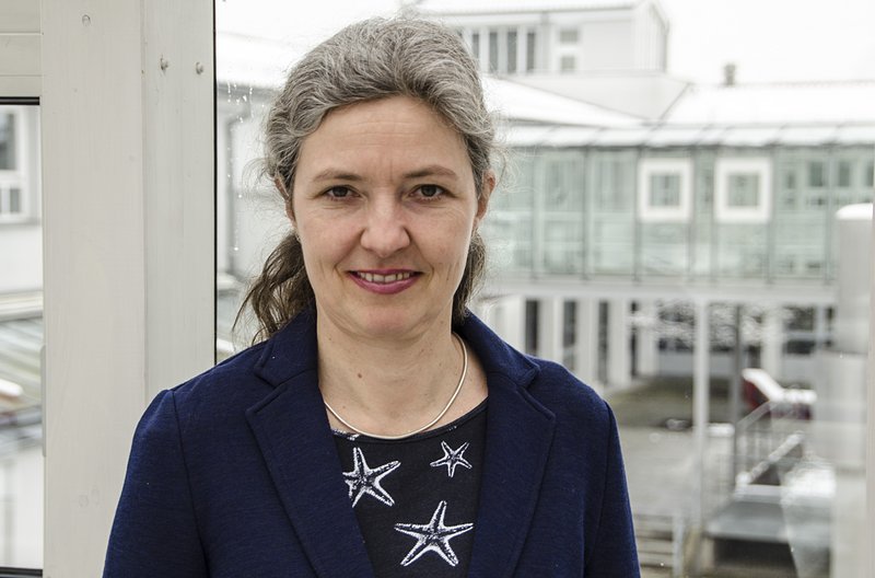 Prof. Sabine Fries lehrt als Deutschlands erste gehörlose Professorin ab Sommersemester 2016 an der Hochschule Landshut.