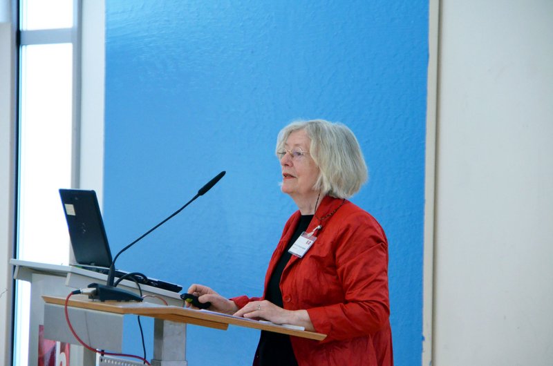 „Wenn Kinder häusliche Gewalt erleben kann das zu Verhaltens- und Entwicklungsstörungen führen“, so eine der Rednerinnen, Prof. Dr. Margrit Brückner von der UAS Frankfurt.