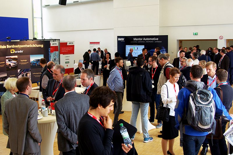 Großes Interesse bei der begleitenden Fachausstellung. 