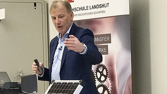 2. Bürgermeister Günter Mögele stellte das mehrfach ausgezeichnete Energiekonzept der Gemeinde Wildpoldsried vor.
