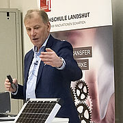 2. Bürgermeister Günter Mögele stellte das mehrfach ausgezeichnete Energiekonzept der Gemeinde Wildpoldsried vor.
