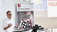 Die Forschungsaktivitäten des Institut for Data and Process Science (IDP) erläuterte Prof. Dr. Holger Timinger. 