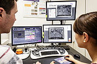 Hochauflösendes Rasterelektronenmikroskop des Labors Physikalische Analytik des LLK