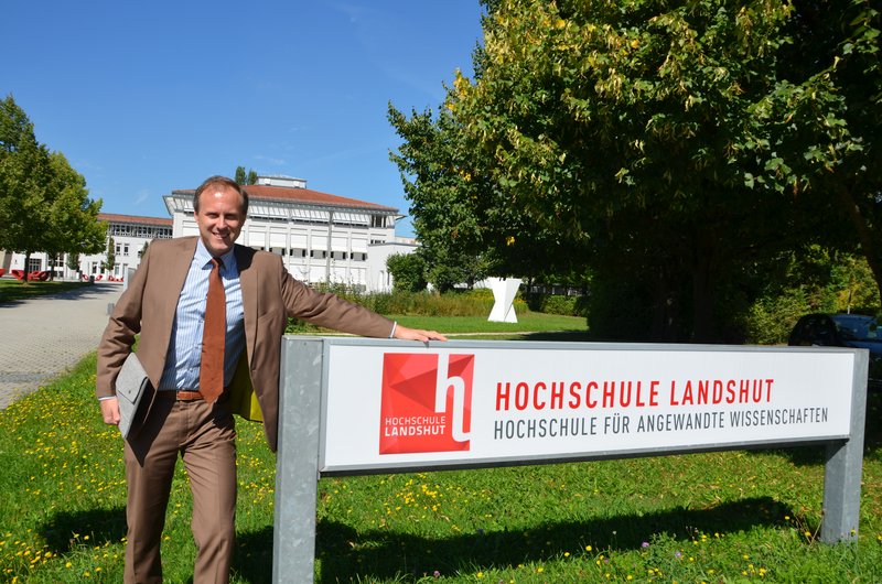 Neu an der Hochschule: Prof. Bernd Mühlfriedel will den Unternehmergeist der Studierenden wecken.