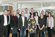 Eines der größten Forschungsprojekte im Bereich Projektmanagement in Deutschland entwickelt einen digitalen Projektmanagement-Assistenten für KMUs. Projektpartner sind die Projektron GmbH, die EANTC AG, das August Wilhelm Scheer Institut für digitale Produkte und Prozesse gGmbH und das Institut für Projektmanagement und Informationsmodellierung (IPIM) der Hochschule Landshut. (Foto: Projektron GmbH)