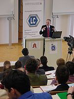  Staatsminister Erwin Huber bei seiner Ansprache.