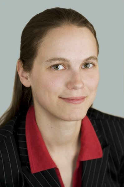 Prof. Dr. Maren Martens von der Hochschule Landshut bringt ihre Erfahrung mit Online-Lernaufgaben in die Projektkooperation ein.