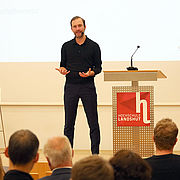 Die Transformation der Medienbranche durch KI erläuterte Johannes Hauner (Süddeutsche Zeitung Digitale Medien GmbH).