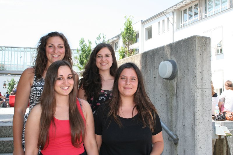 Die vier Studentinnen freuen sich auf das Abenteuer Finnland und die Novia University in Turku