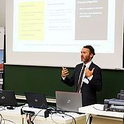 Jürgen Schmidt (Materialise GmbH) bei seinem Vortrag.