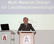 Hochschulpräsident Prof. Dr. Erwin Blum bei der Begrüßung der Teilnehmer.