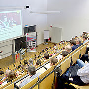 Voller Hörsaal bei der Fachtagung.