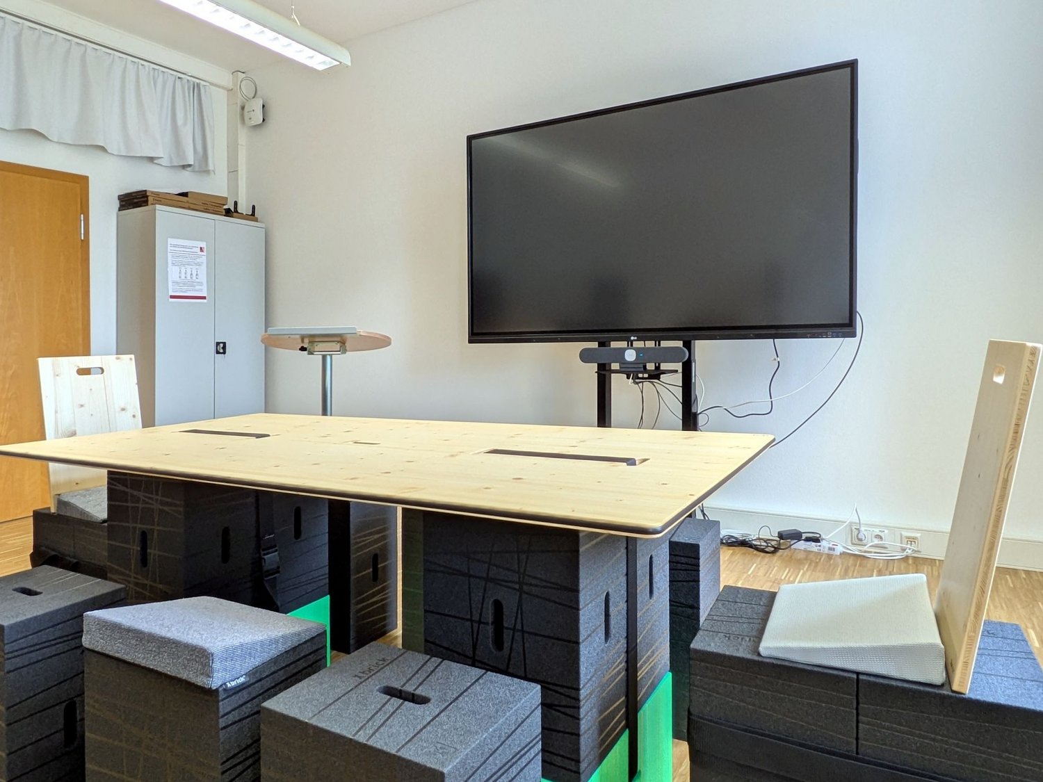 Nexus laboratory single workstations