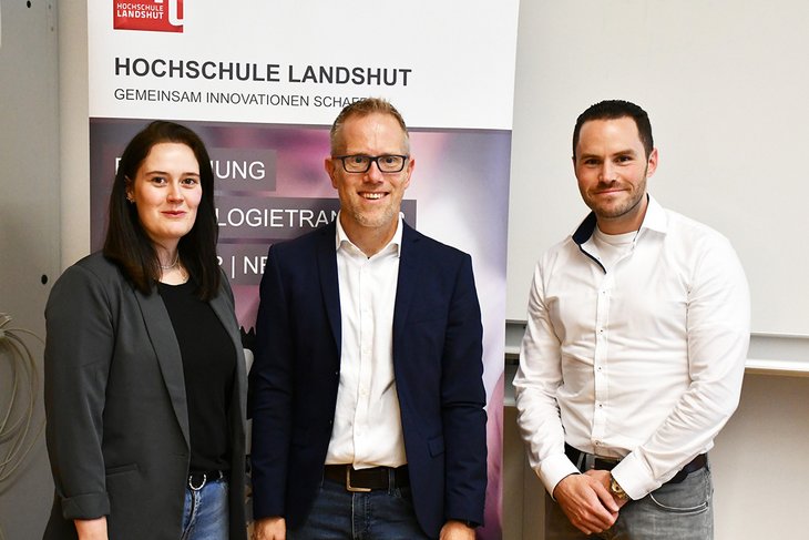 Die Referent/in Anna Schidek (IDP), Prof. Dr. Holger Timinger (Leiter IDP) und Tobias Heß (Berias) 
