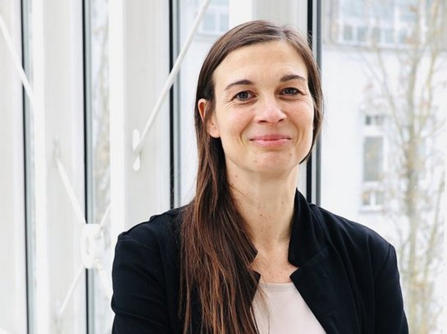 Portraitfoto Prof. Stefanie Seeholzer