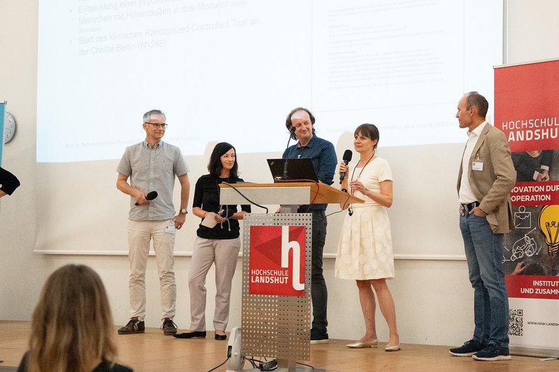 Aktuelle Forschungsthemen aus verschiedenen Themengebieten des Forschungsbereichs Medizintechnik präsentierten die beteiligten Professorinnen und Professoren.