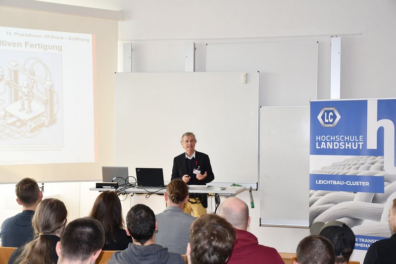 KI hebt die Additive Fertigung auf ein neues Niveau, ist Prof. Dr. Norbert Babel (Hochschule Landshut) überzeugt. KI hebt die Additive Fertigung auf ein neues Niveau, ist Prof. Dr. Norbert Babel (Hochschule Landshut) überzeugt.
