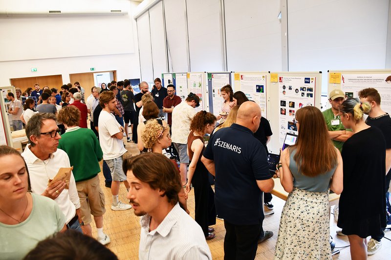 Großes Interesse bei der Vorstellung der Projekte in den Postersessions.