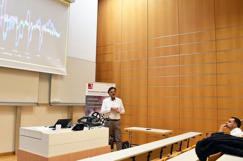 Udo Macht (Bayernwerk Netz GmbH) sprach sich für netzdienliche Großspeicher aus.